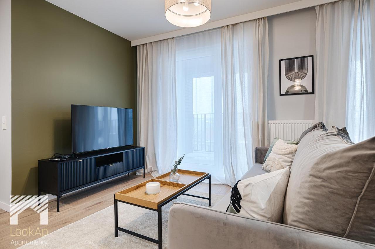 Apartment Fuzja Ii By Lookap *